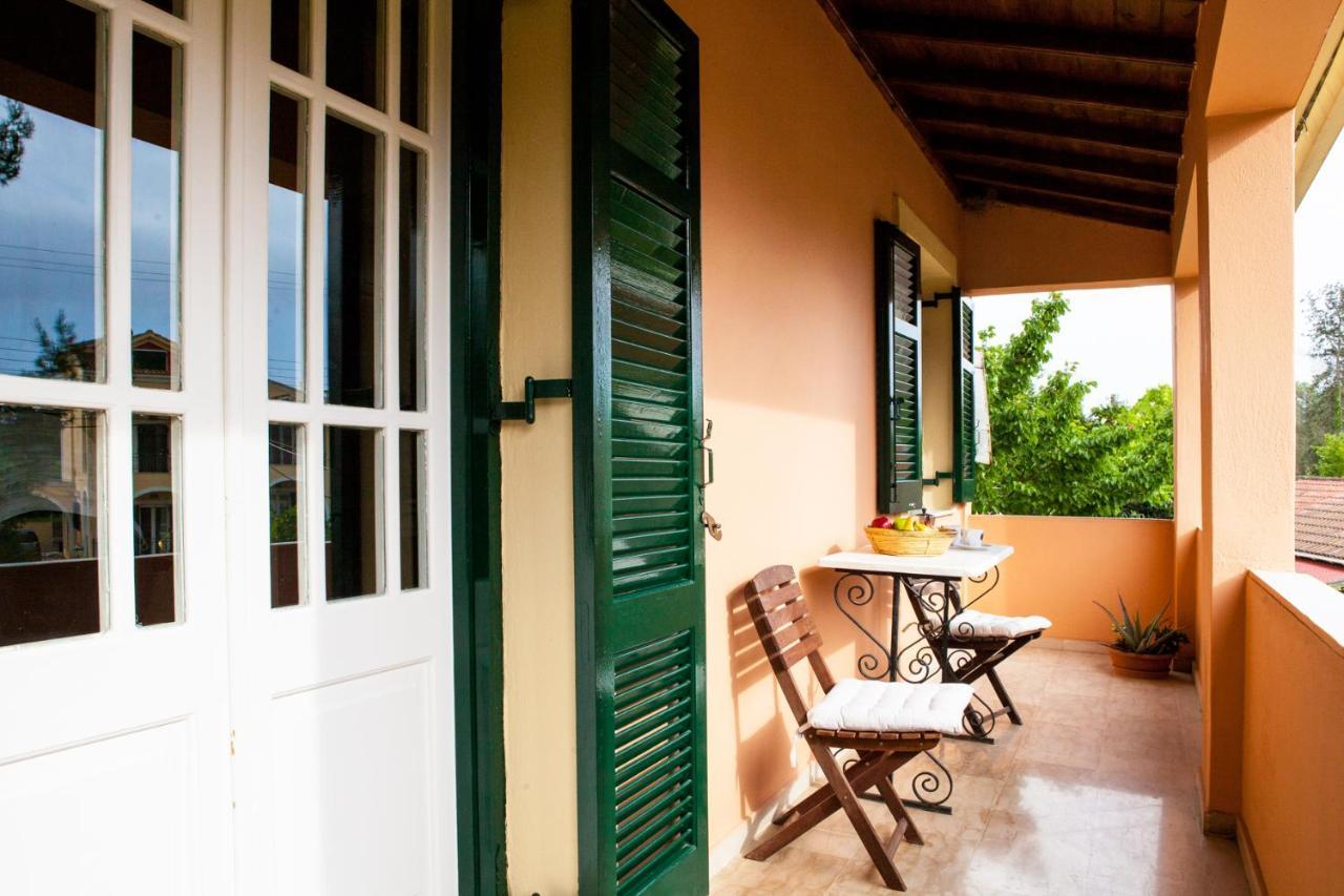 Granis Family House Apartment Ano Lefkimmi Exterior foto